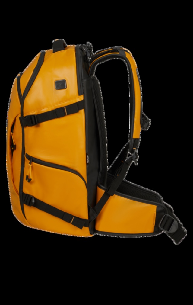 Papildus mugursomām: Ceļotāju ceļvedis grezniem pasākumiem