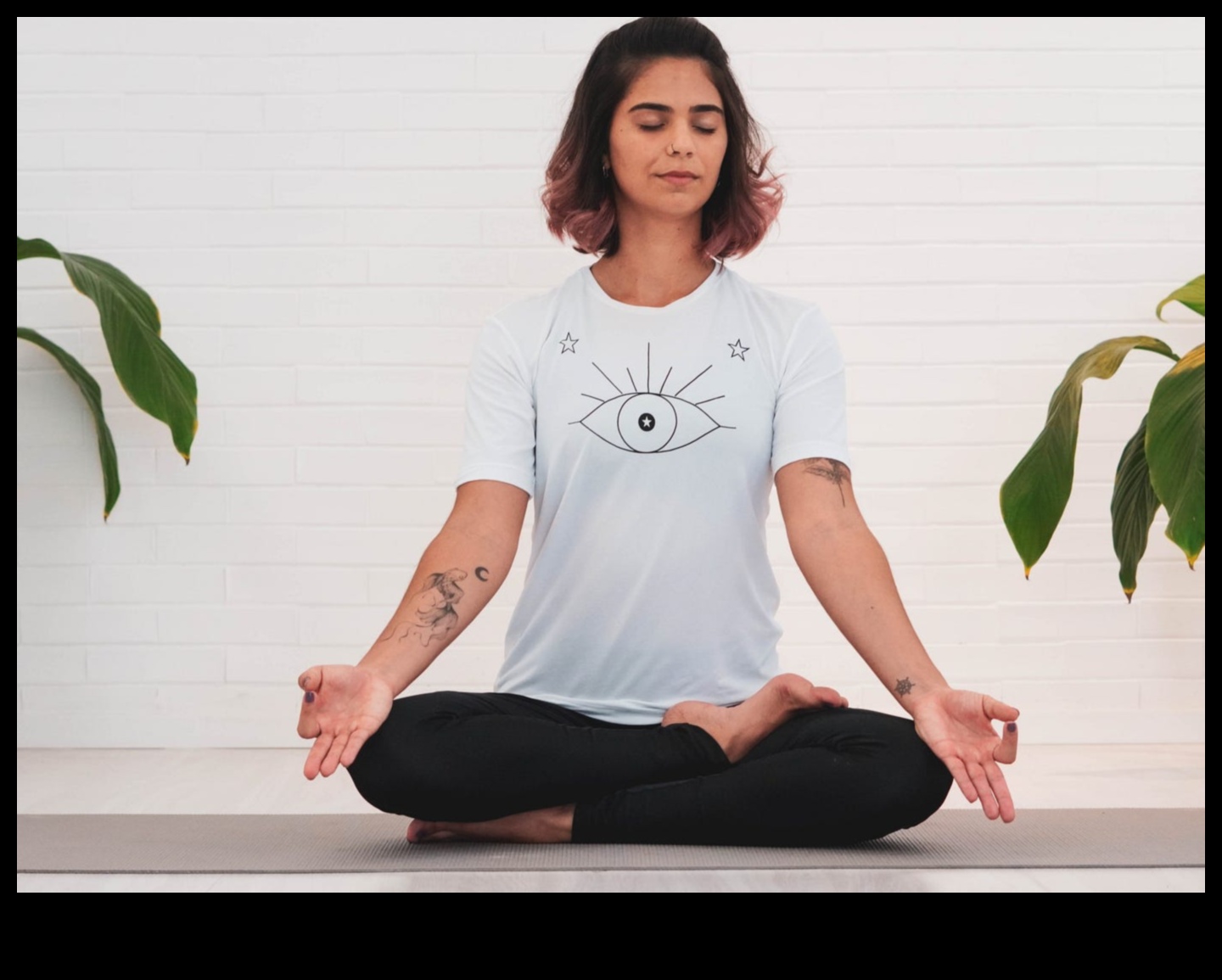 Svētlaimes elpa: vadīta meditācija prieka ieelpošanai, stresa izelpošanai