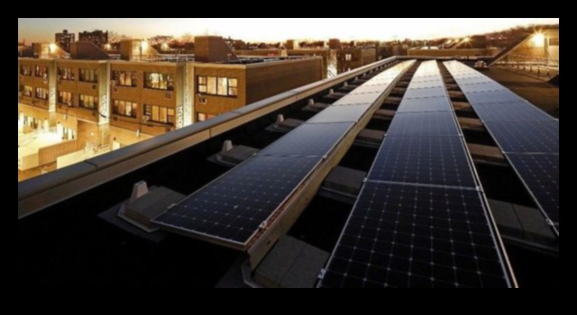 Tech Mavericks: ceļvedis radošajā mākslā un atjaunojamās enerģijas risinājumos