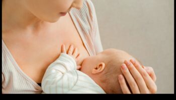 Ārpus uztura: zīdīšanas emocionālās bagātības izpēte