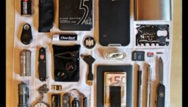 Viedtālruņa izdzīvošanas aprīkojums: svarīgi aksesuāri ikdienas nēsāšanai