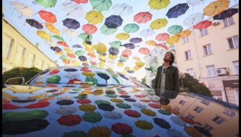 Zaļās inovācijas māksla: radošas atjaunojamās enerģijas izpētes amata apgūšana